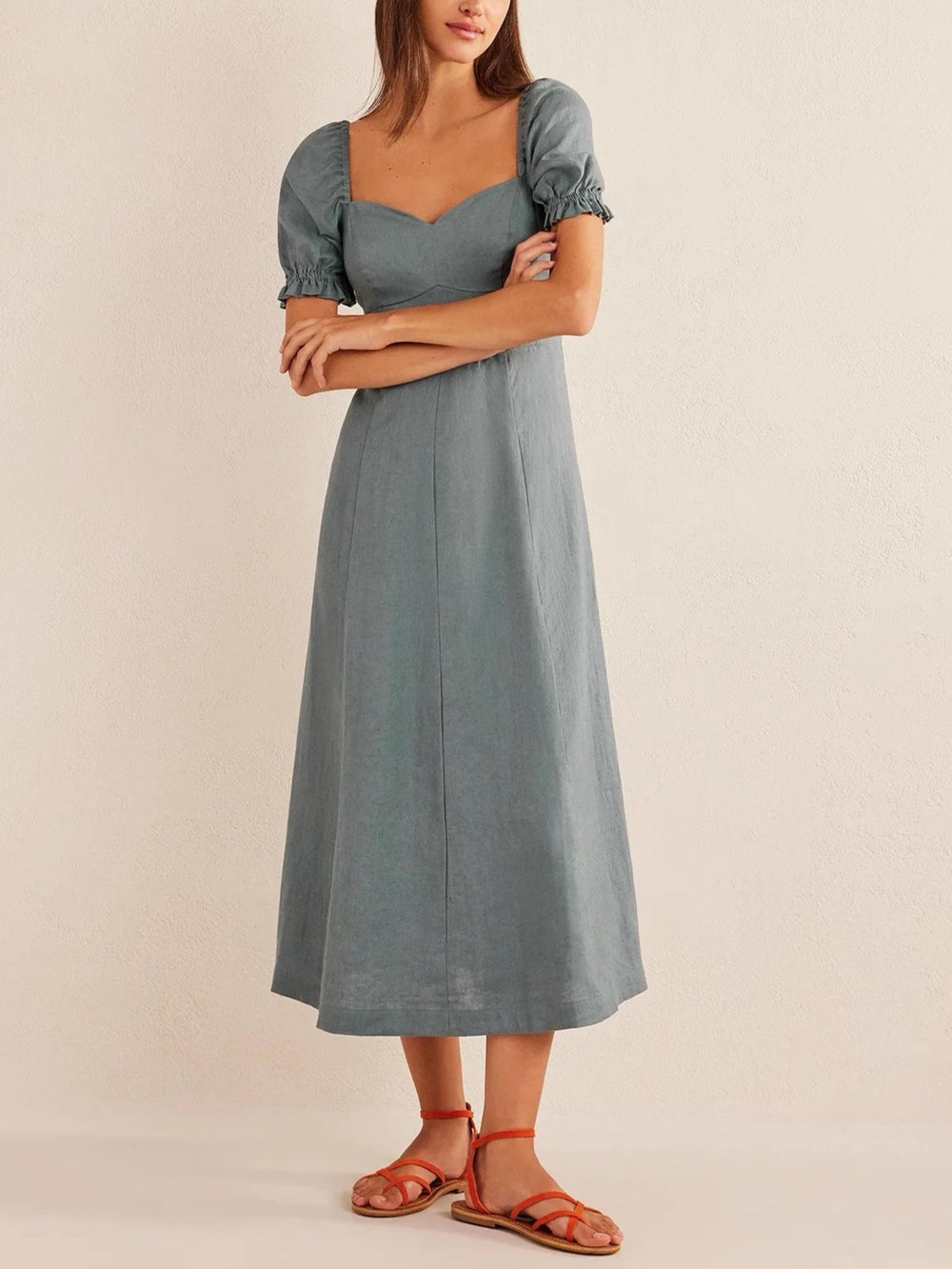 Boden Linen Panelled Sweetheart Midi
Dress in Deep Sea blue, size 10